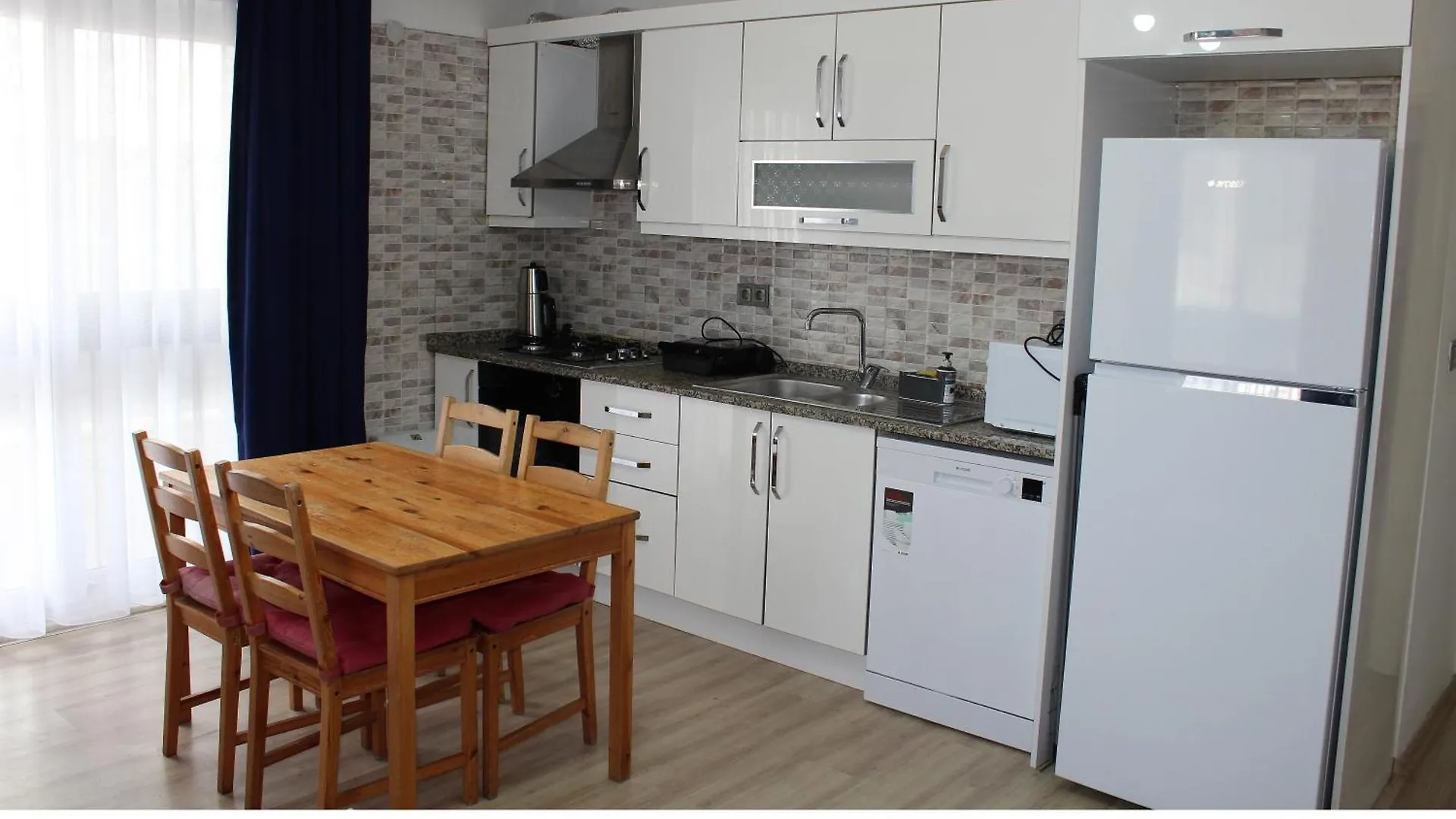 Mavi Restaurant & Apartments 2 ديديم 0*,  تركيا